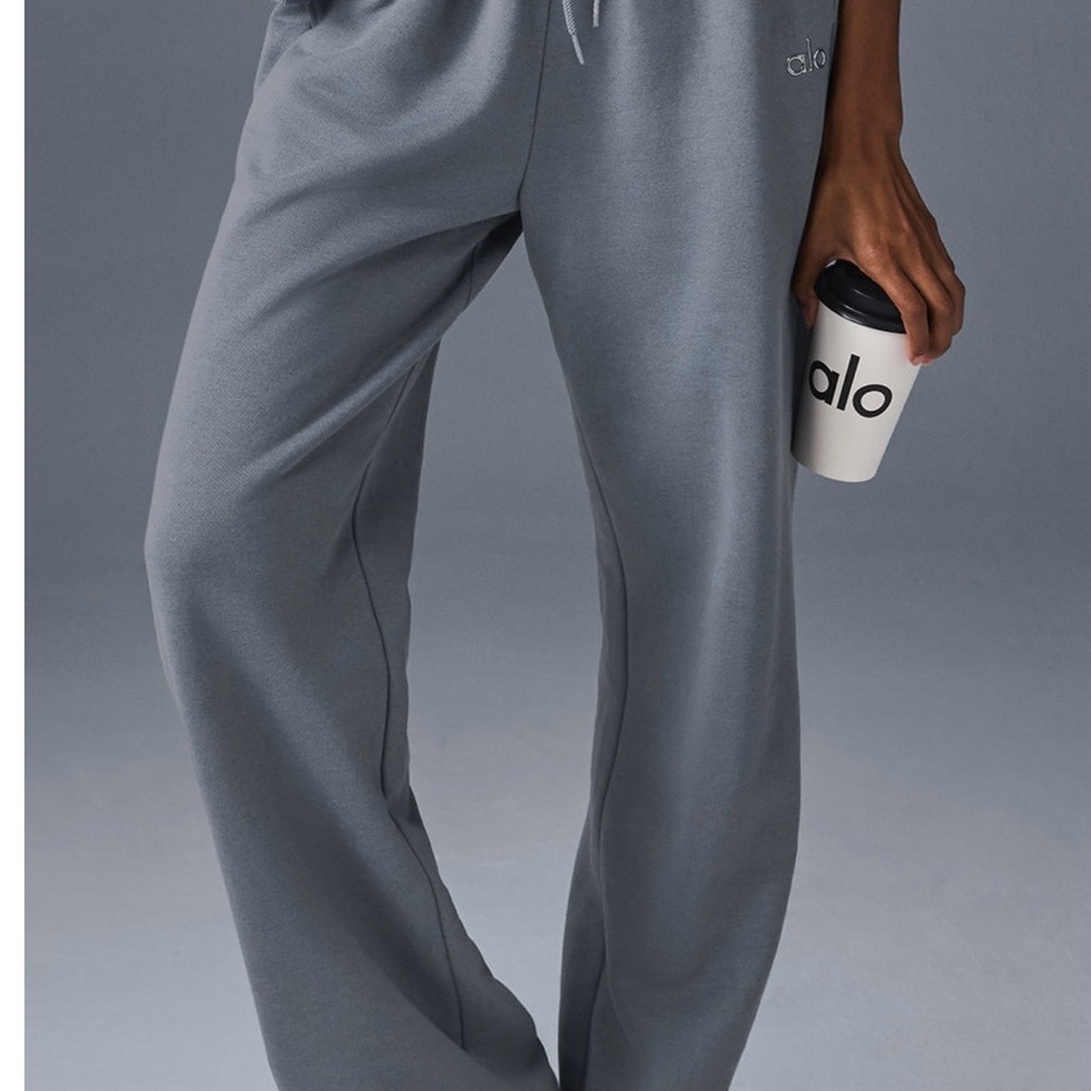 ALO Yoga Women's Charcoal Joggers